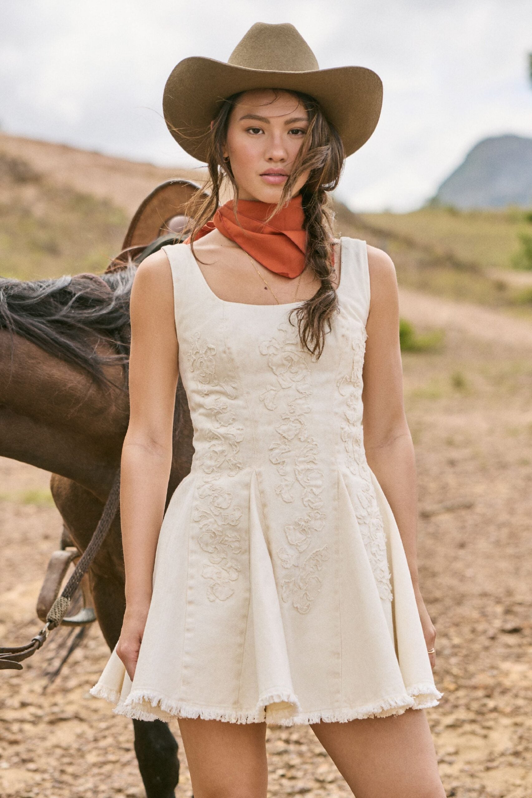 KRISTEN SEREIA 19381 DRESS (R26)