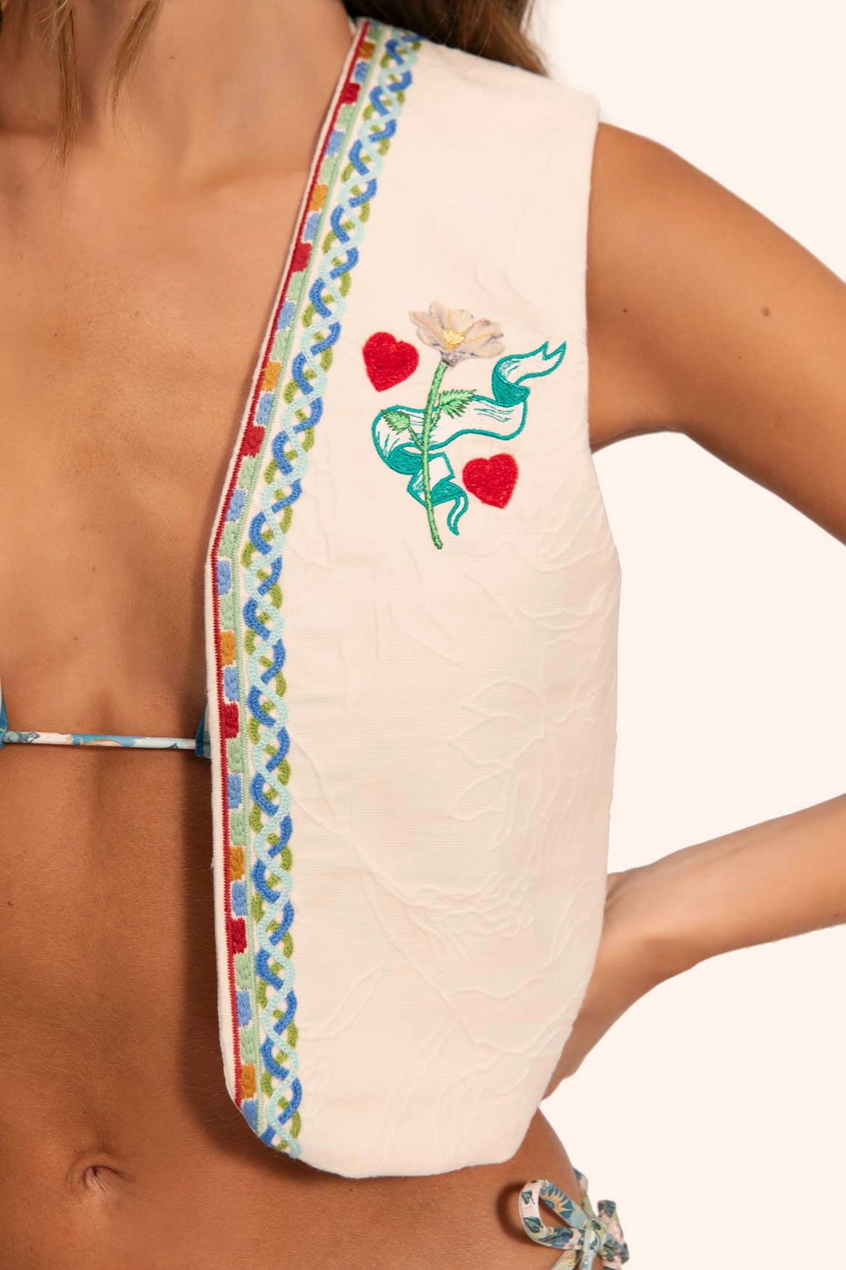 MABEL SOLSTICE 20575 VEST | SS26