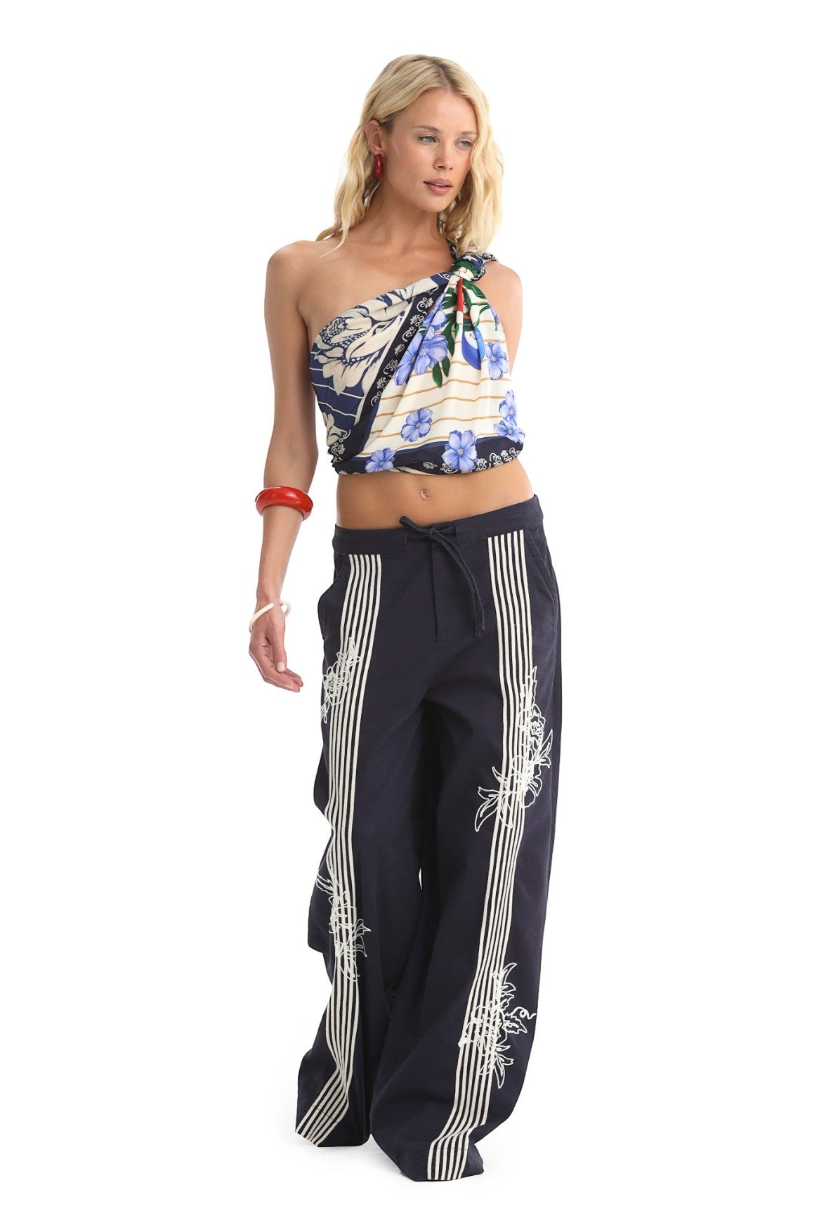 LILA VARSITY 22215 PANTS | R27