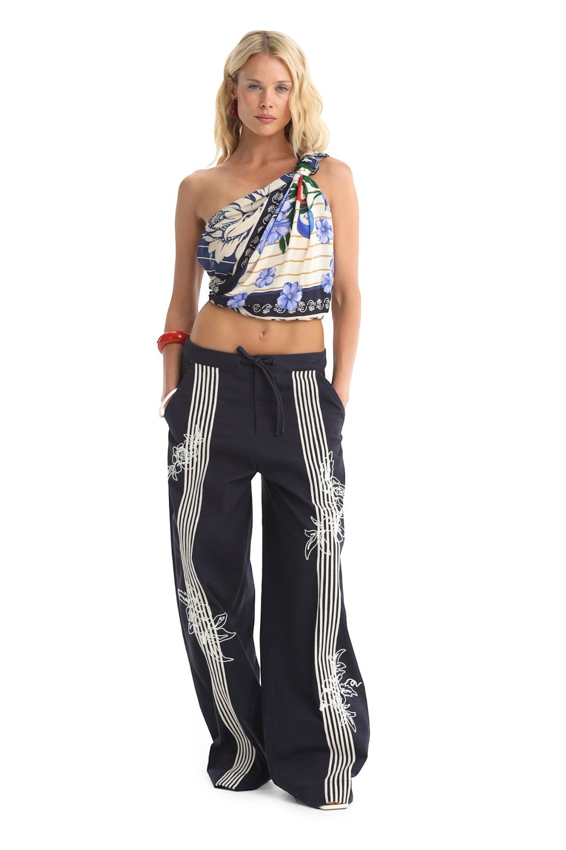 LILA VARSITY 22215 PANTS | R27
